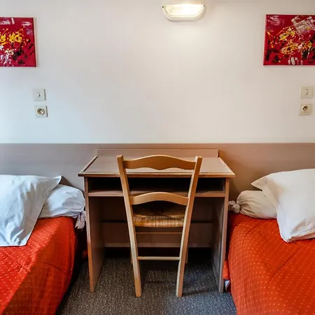 Hotel Des Touristes 2*