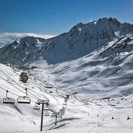 Des Touristes 2* Pierrefitte-Nestalas