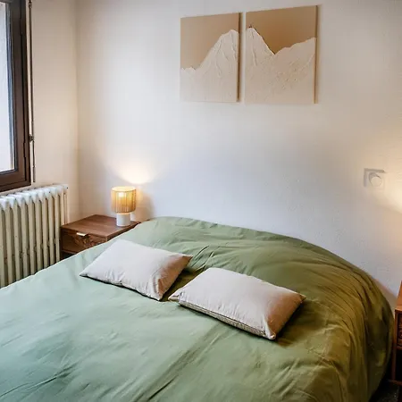 Des Touristes Hotel