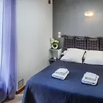 Hotel Des Touristes 2*