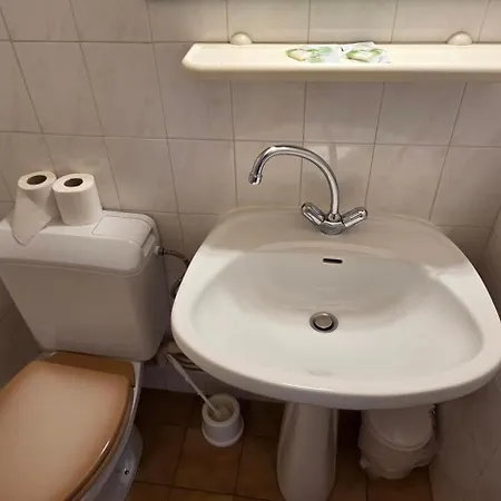 Szálloda Des Touristes 2*