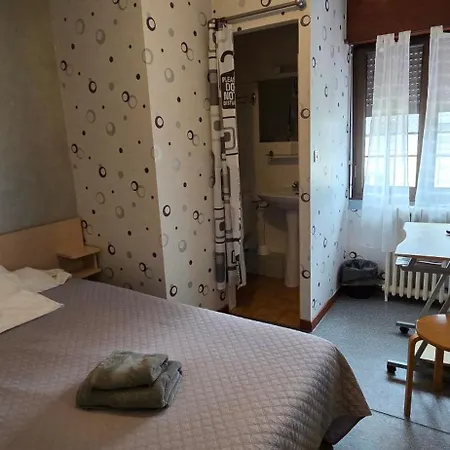 Des Touristes Pierrefitte-Nestalas