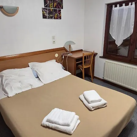 Hotel Des Touristes 2*