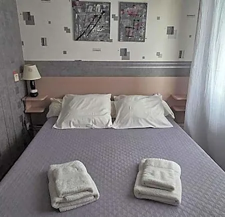 Des Touristes Hotell